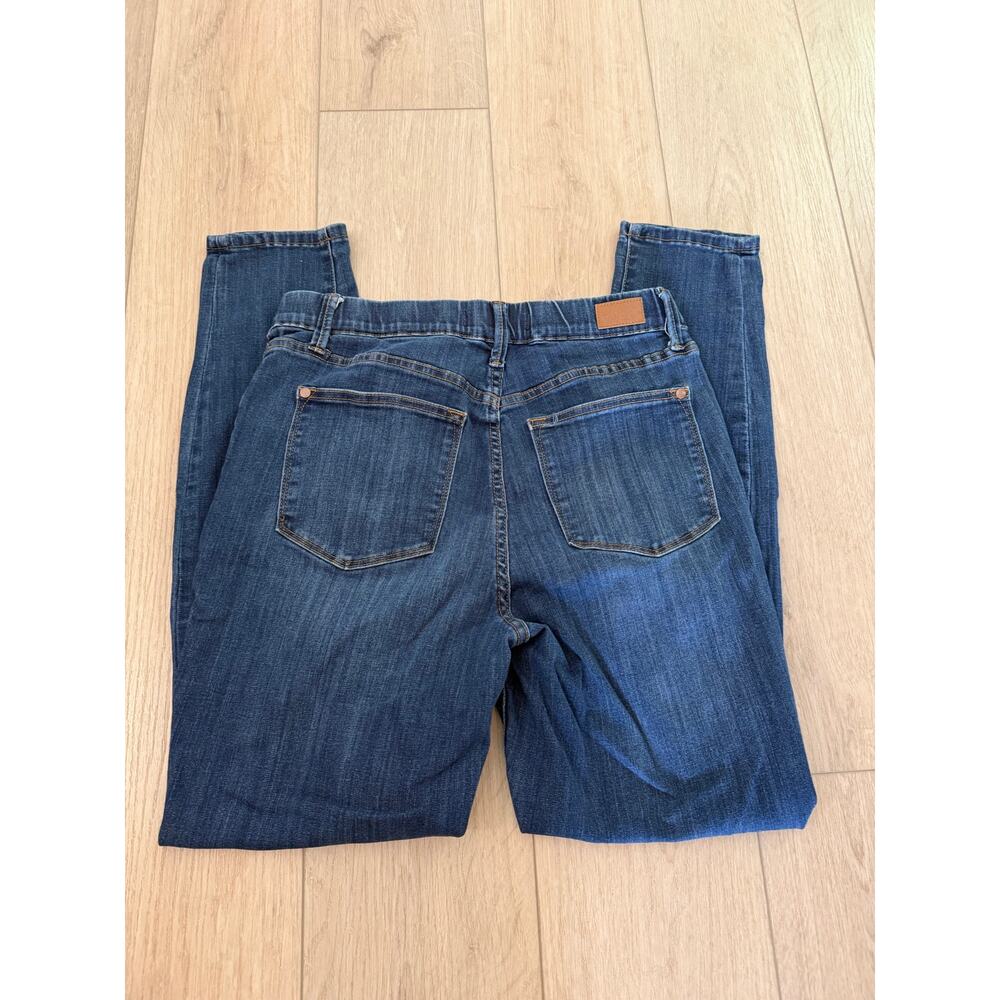 Judy Blue Women's Dark Wash Slim Fit Jean Sz 11/30 - Picture 3 of 8